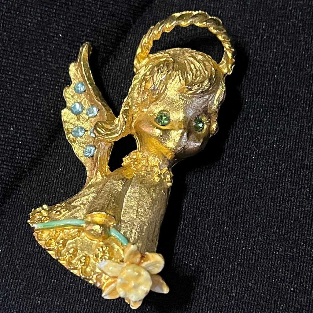 Mylu Gold Tone “Daffodil Angel” Birth Month Angel Brooch - Month Of March